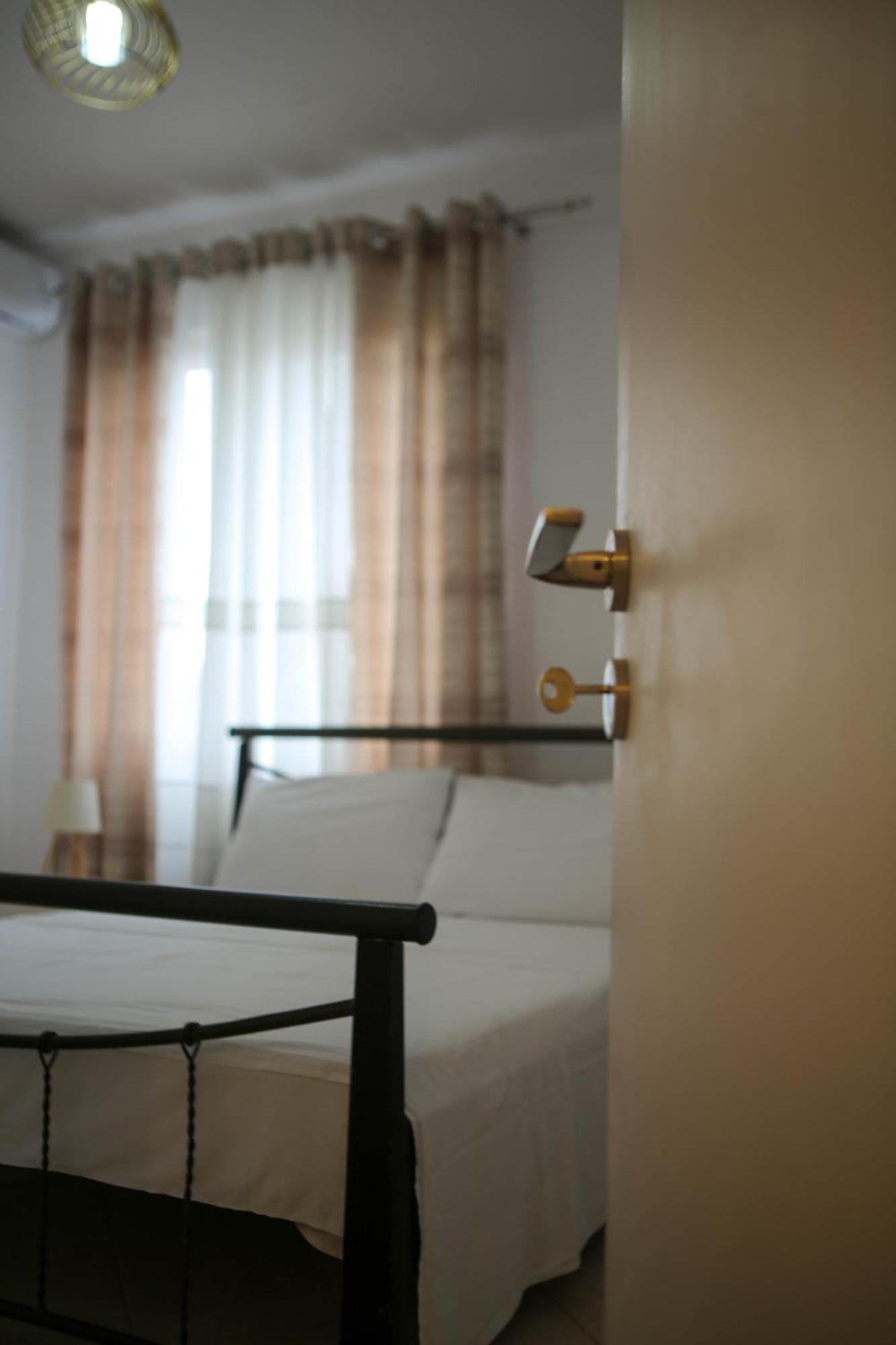 Apartment Jani Саранде Екстериор снимка